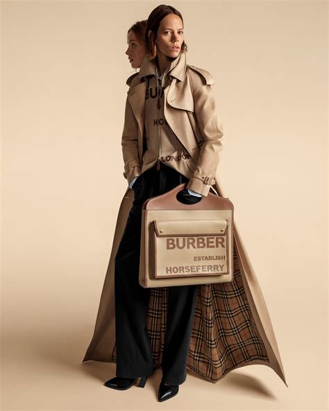 borse burberry napoli|Burberry.